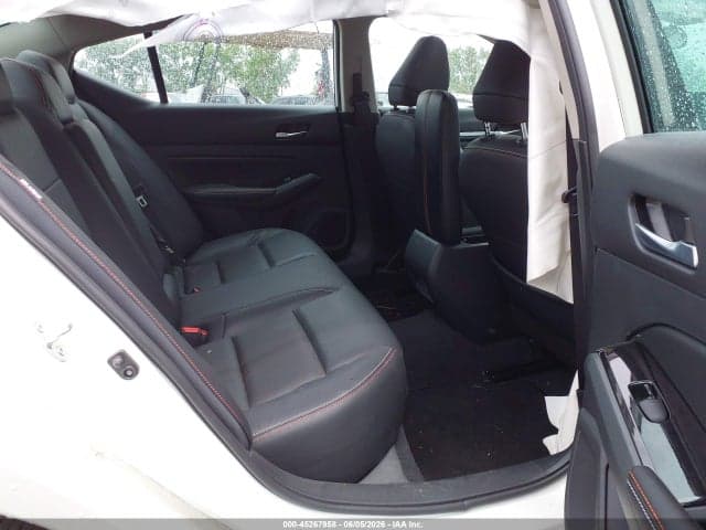 2024 NISSAN ALTIMA SR FWD 8