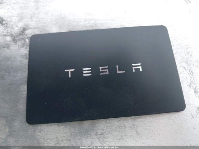 2024 TESLA MODEL Y 11