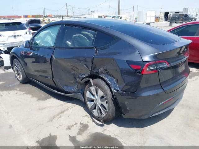 2024 TESLA MODEL Y 3