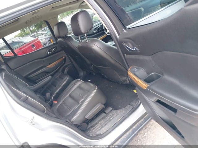 2017 GMC ACADIA DENALI 8