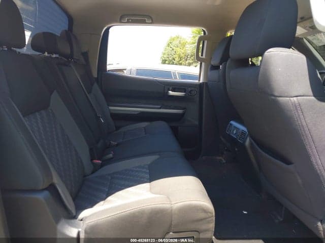 2018 TOYOTA TUNDRA SR5 5.7L V8 8
