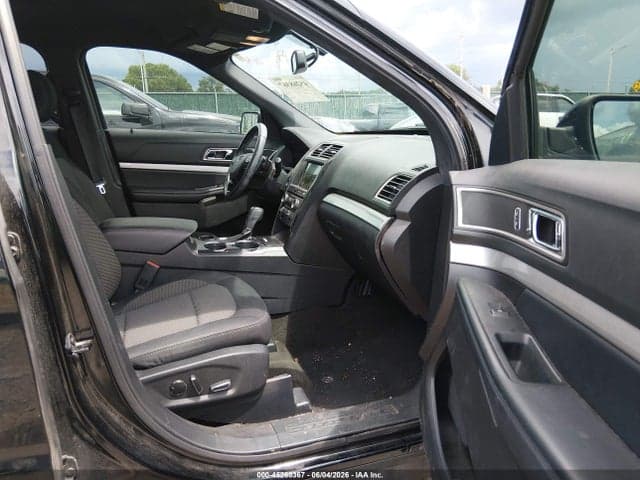 2017 FORD EXPLORER XLT 5