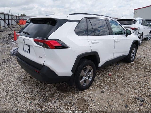 2023 TOYOTA RAV4 XLE 4