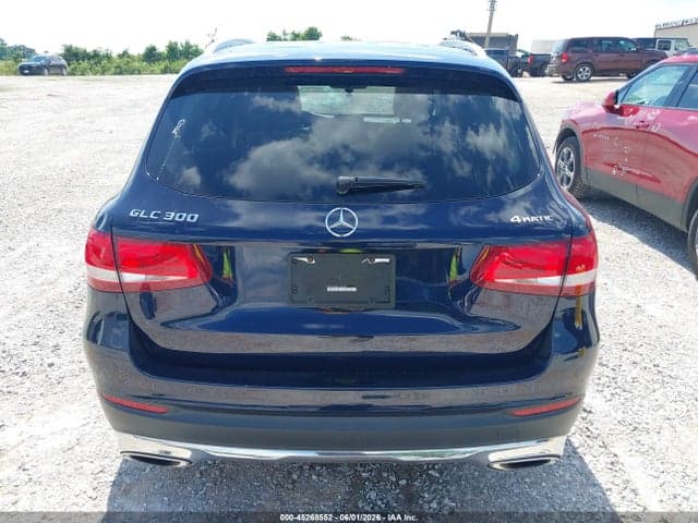 2018 MERCEDES-BENZ GLC 300 4MATIC 16