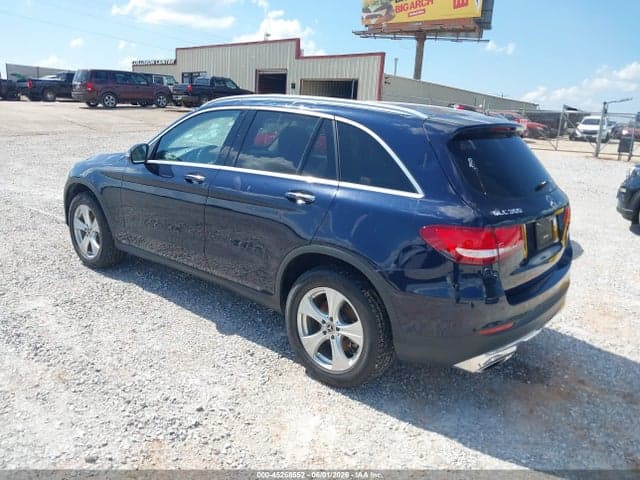 2018 MERCEDES-BENZ GLC 300 4MATIC 3