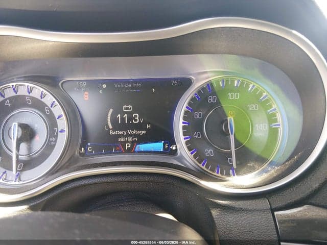 2017 CHRYSLER 300 LIMITED 7