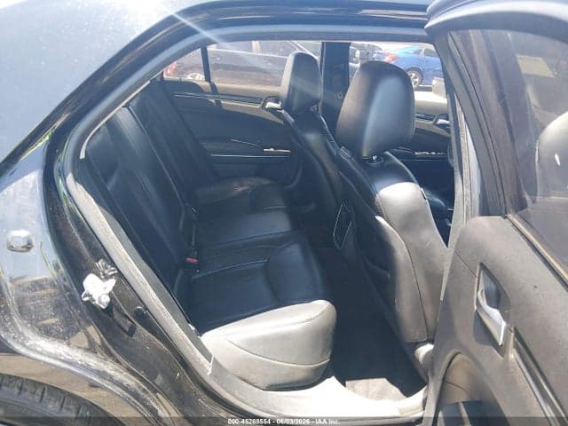 2017 CHRYSLER 300 LIMITED 8