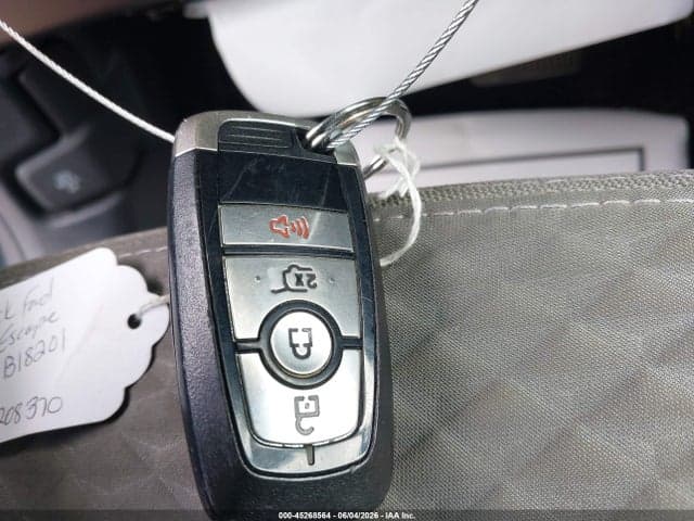 2022 FORD ESCAPE SE 11