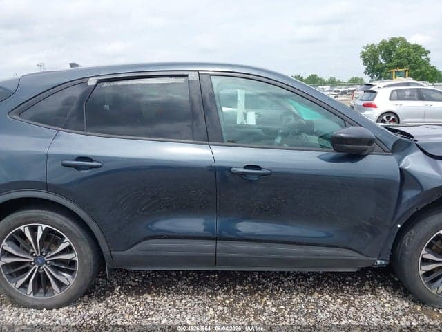 2022 FORD ESCAPE SE 14