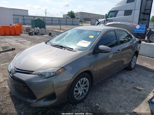 2018 TOYOTA COROLLA LE 2