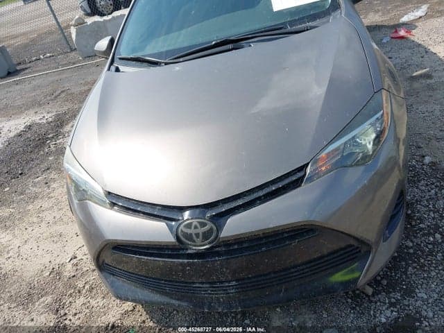 2018 TOYOTA COROLLA LE 12