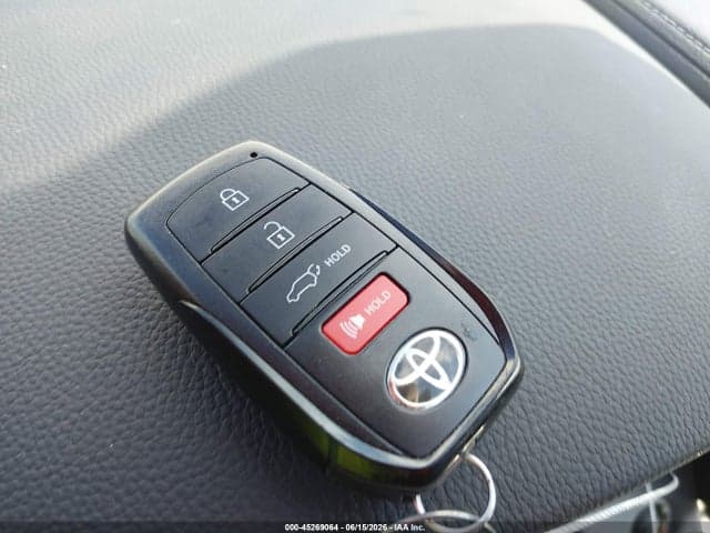 2025 TOYOTA HIGHLANDER HYBRID PLATINUM 11