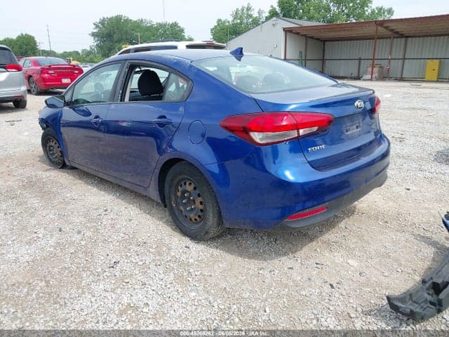 2017 KIA FORTE LX 3