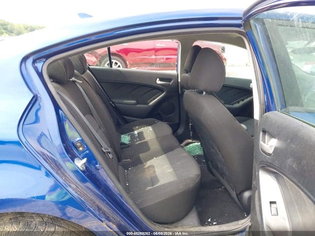 2017 KIA FORTE LX 8