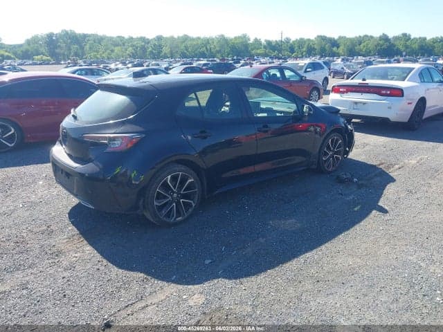 2019 TOYOTA COROLLA XSE 4