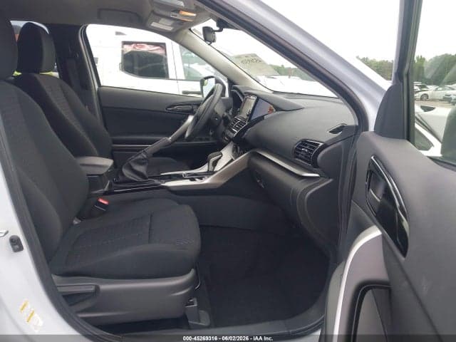 2025 MITSUBISHI ECLIPSE CROSS ES S-AWC 5