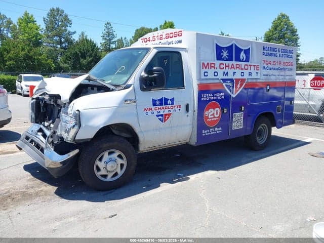 2022 FORD E-350 CUTAWAY 2