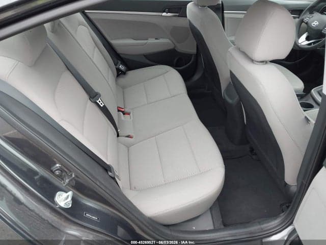 2020 HYUNDAI ELANTRA SE 8