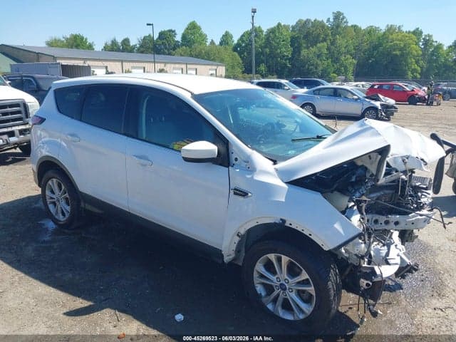 2017 FORD ESCAPE SE - 1