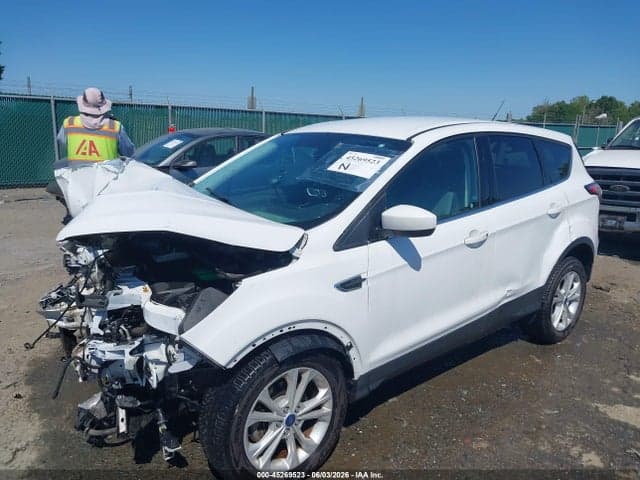 2017 FORD ESCAPE SE 2