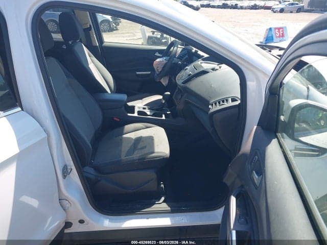 2017 FORD ESCAPE SE 5