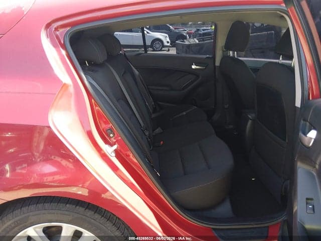 2017 KIA FORTE LX 8