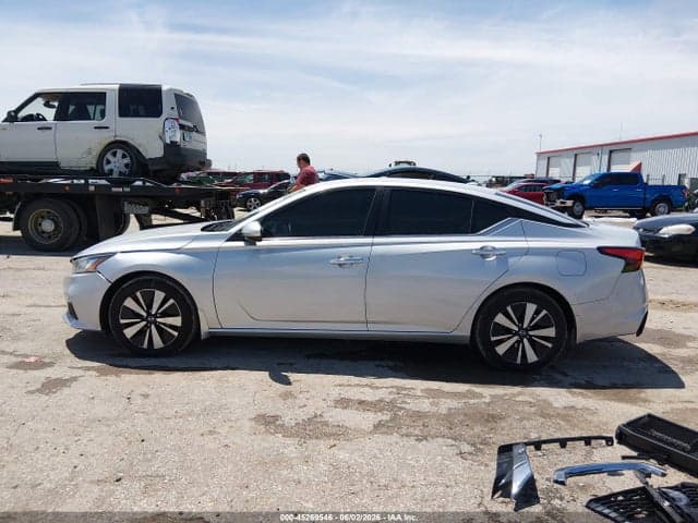 2022 NISSAN ALTIMA SV FWD 15