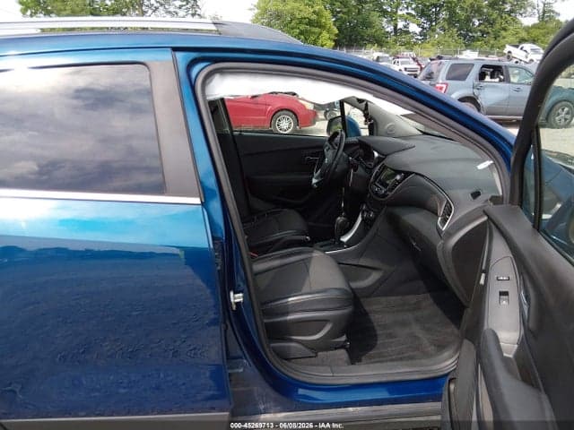 2019 CHEVROLET TRAX LT 5