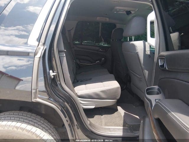 2018 CHEVROLET TAHOE LS 8
