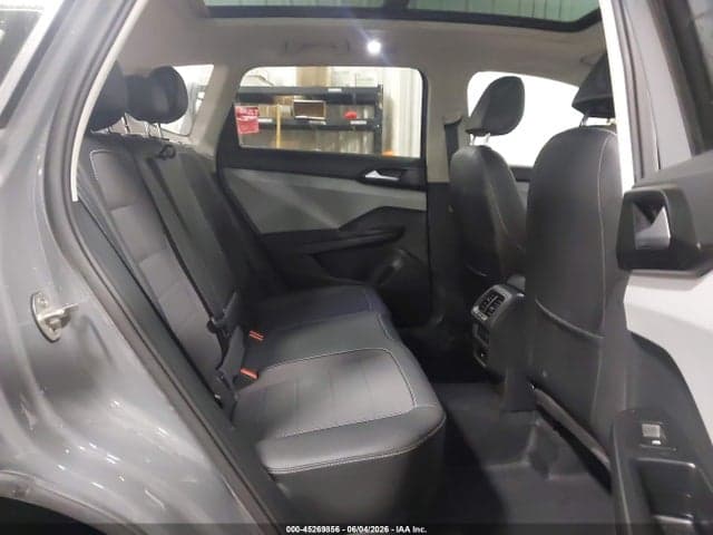 2022 VOLKSWAGEN TAOS 1.5T SE 8