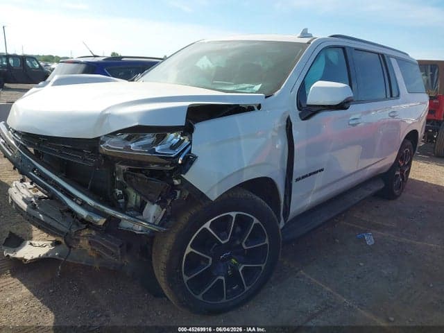 2022 CHEVROLET SUBURBAN 4WD RST 2
