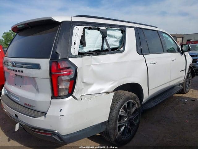 2022 CHEVROLET SUBURBAN 4WD RST 18