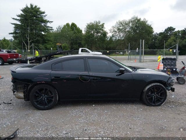 2018 DODGE CHARGER SXT RWD 13