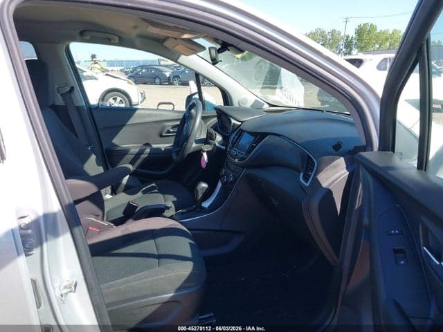 2022 CHEVROLET TRAX AWD LS 5