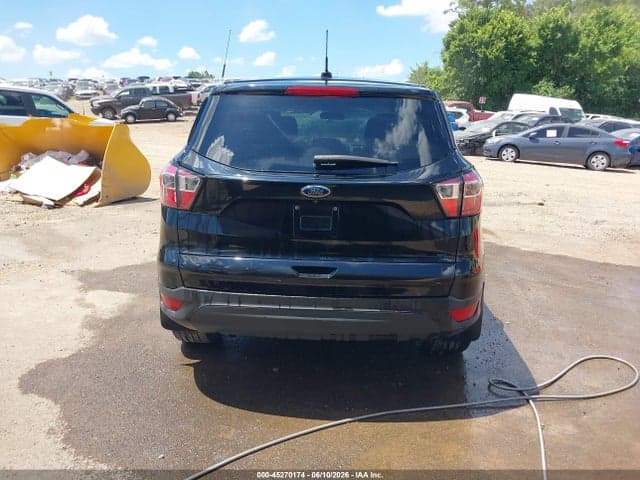 2018 FORD ESCAPE S 21