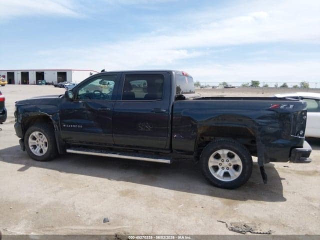 2018 CHEVROLET SILVERADO 1500 2LT 14