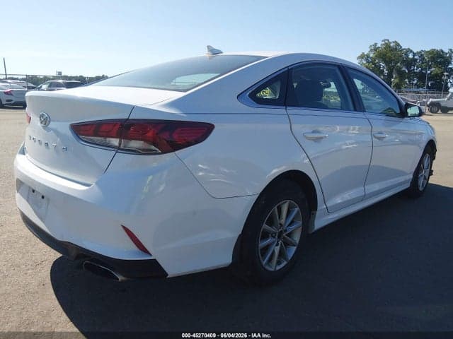 2019 HYUNDAI SONATA SE 4