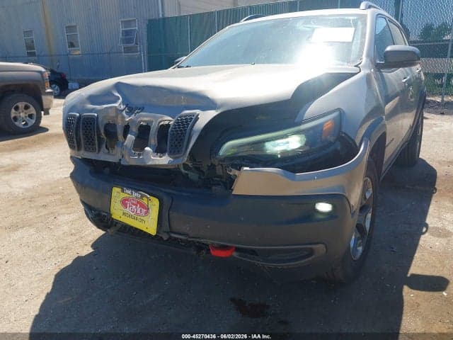 2019 JEEP CHEROKEE TRAILHAWK 4X4 6