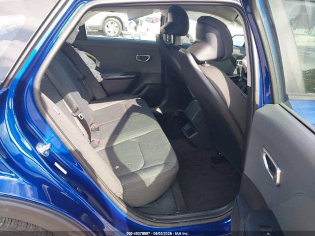 2025 KIA K4 LXS 8
