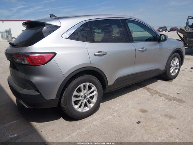 2021 FORD ESCAPE SE 4