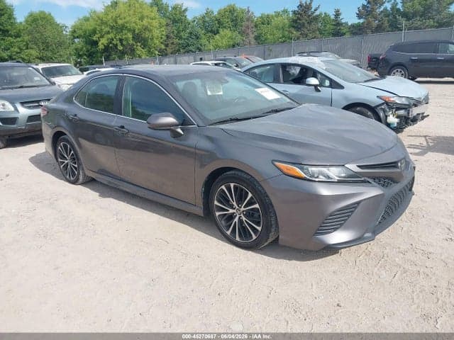 2020 TOYOTA CAMRY SE - 1