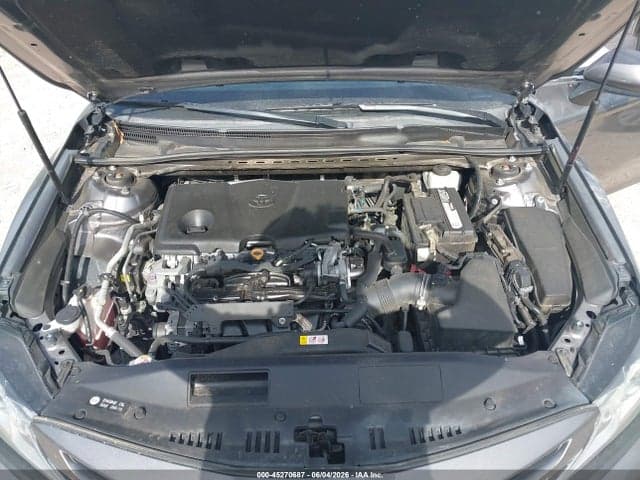 2020 TOYOTA CAMRY SE 10