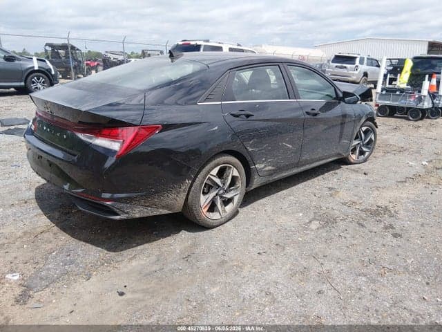 2021 HYUNDAI ELANTRA SEL 4