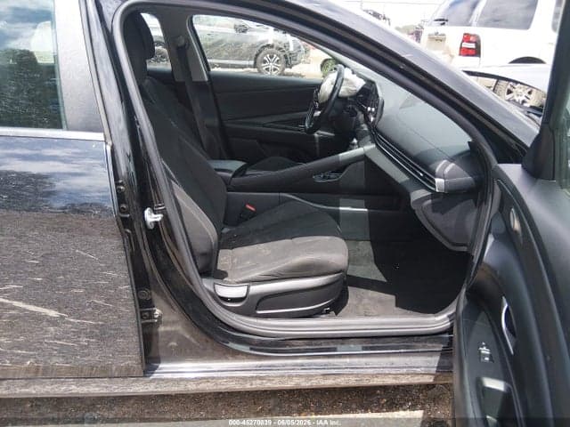 2021 HYUNDAI ELANTRA SEL 5
