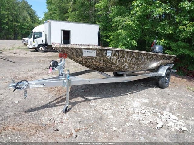 2025 COMMANDER 16' AVID 2