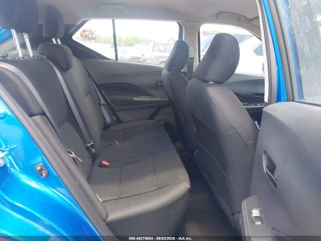 2025 NISSAN KICKS PLAY S 8