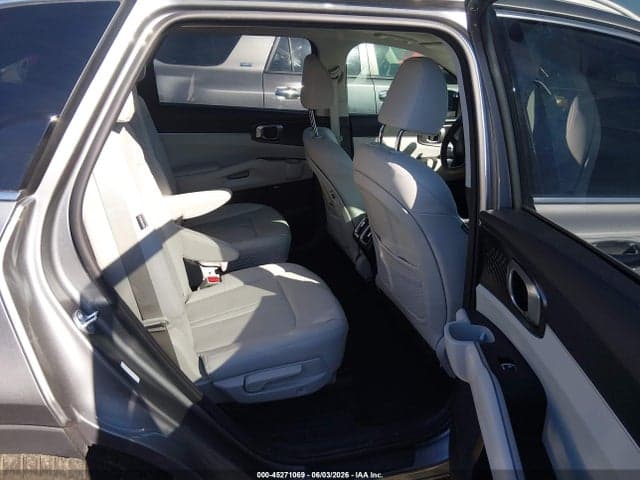 2026 KIA SORENTO HYBRID EX 8