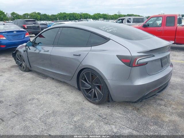 2024 TESLA MODEL 3 PERFORMANCE ALL-WHEEL DRIVE 3