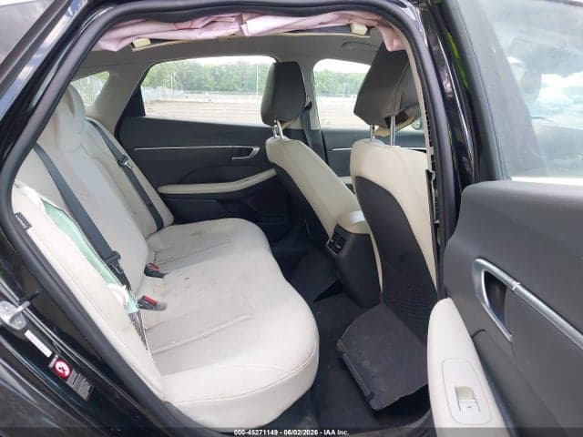 2020 HYUNDAI SONATA HYBRID SEL 8