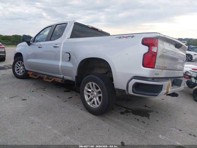2019 CHEVROLET SILVERADO 1500 RST 3